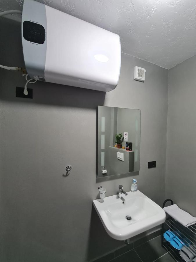 Vila Jasmine Tirana Extérieur photo
